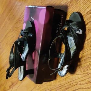 Dressy ballroom dancing shoes